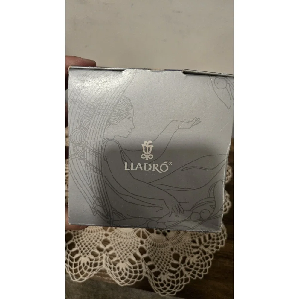 Lladro Angelic Wishes Ball Ornament Happy New Year Porcelain Spain w/ Box Rare